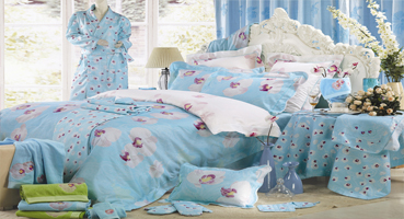 SUPERB TABLE LINEN